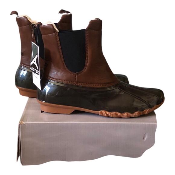Arctix NIB Women’s McKenzie Pull-On Waterproof Duck Boots Brown Black Size 11 - Picture 2 of 15